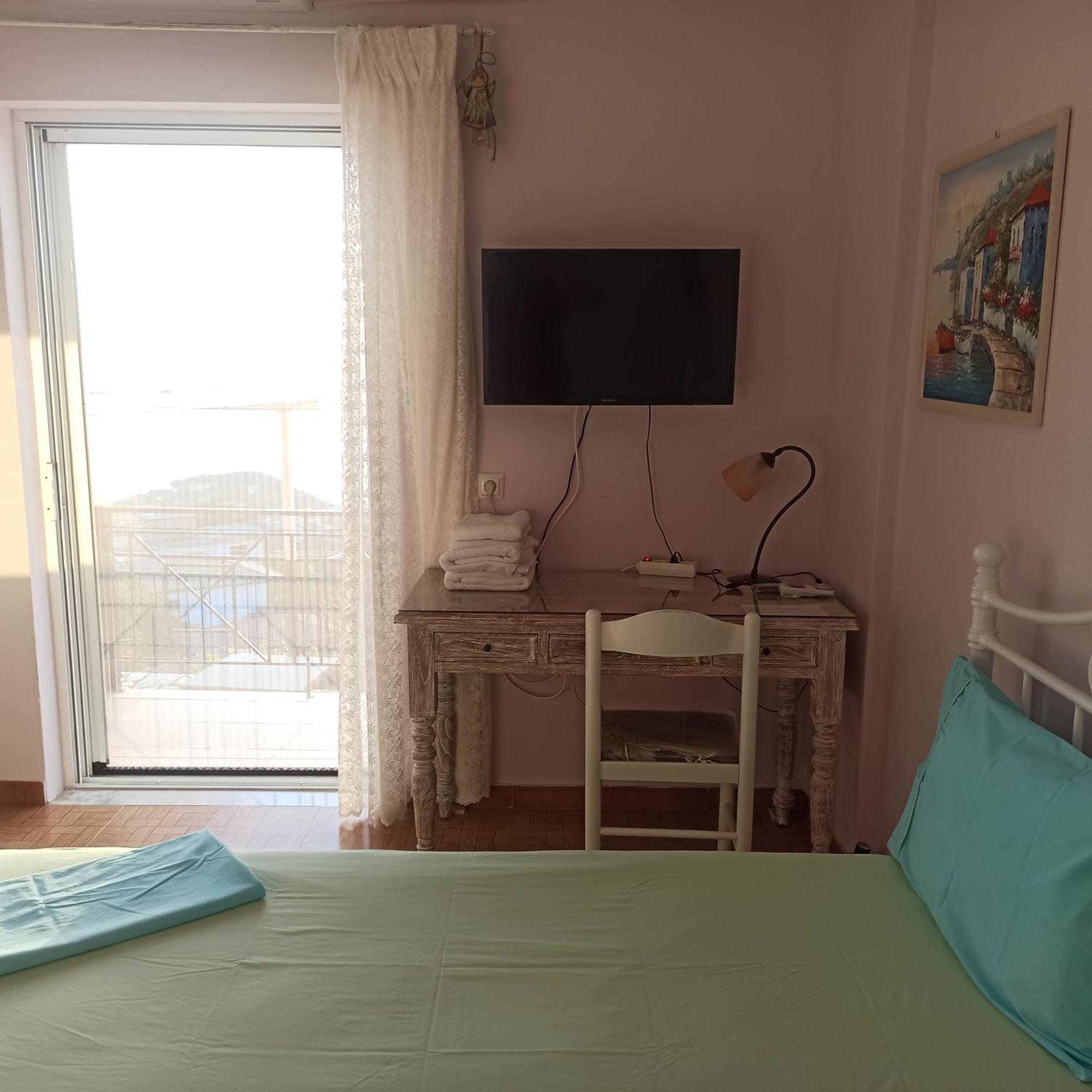 Plagia's Sunset Apartment