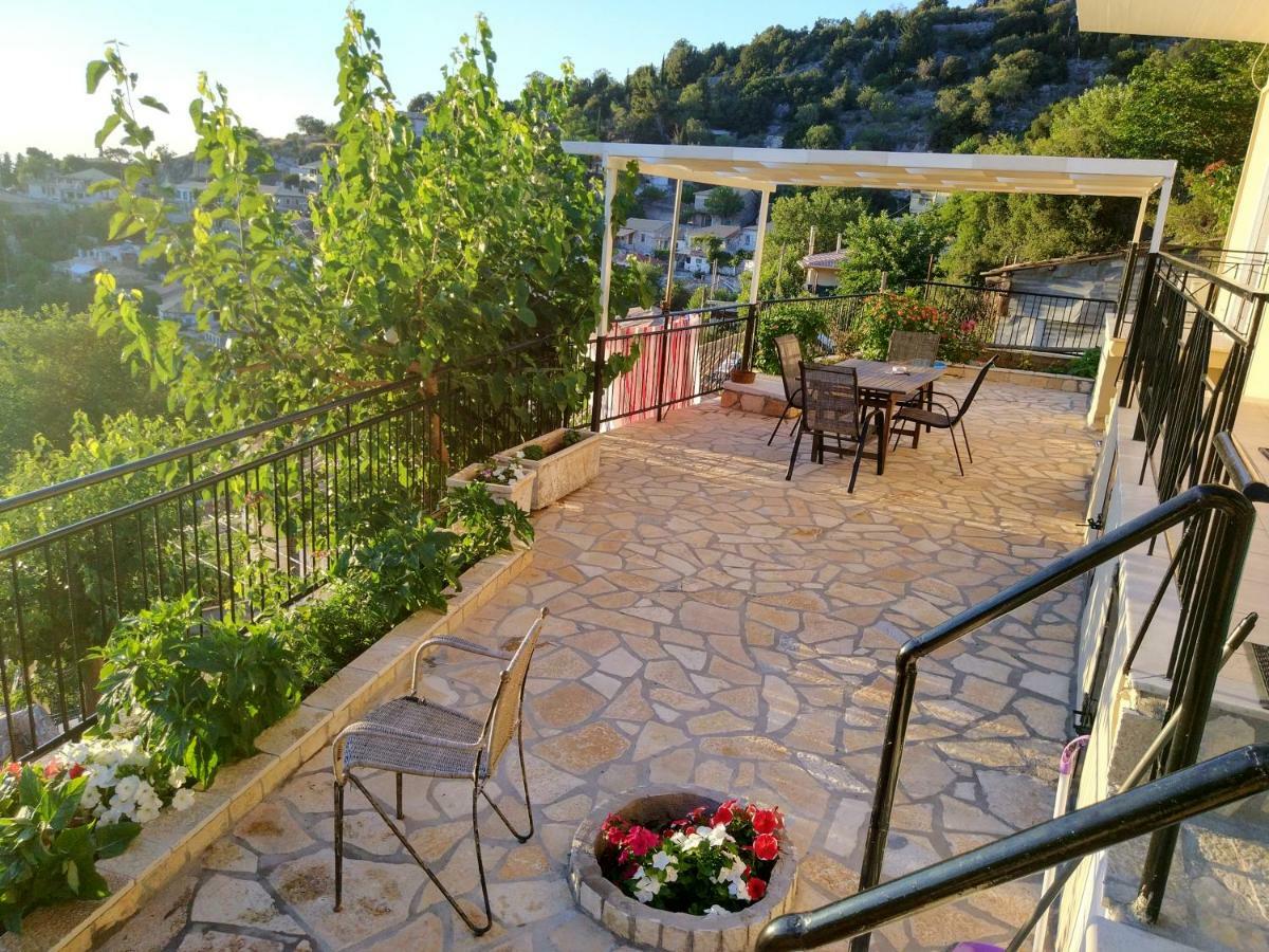 Plagia's Sunset Apartment